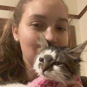 Meet your Posher, Emma